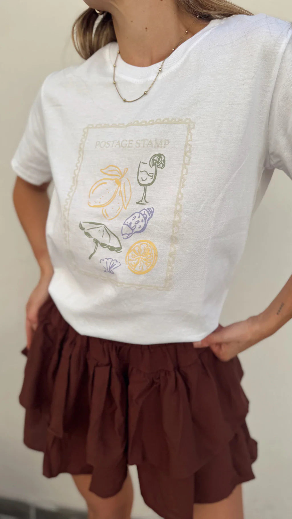 Remera POSTAGE (Blanco)