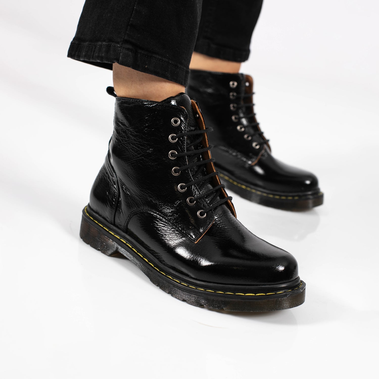 BORCEGO DAYTONA NEGRO CHAROL