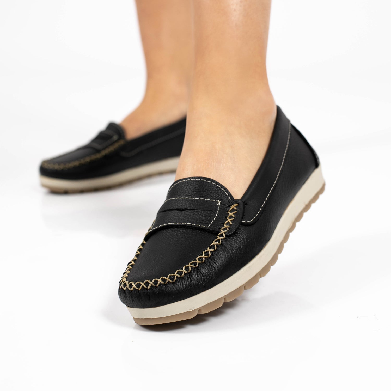 MOCASÍN PAMPA NEGRO