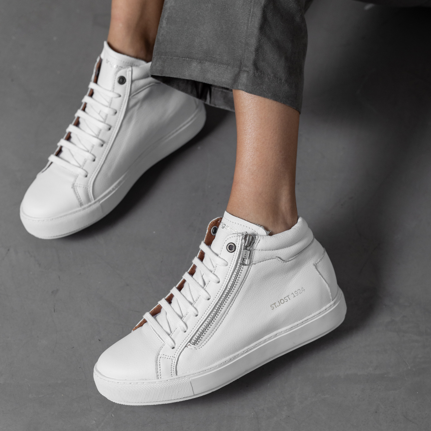 ZAPATILLA MOLAND BLANCA