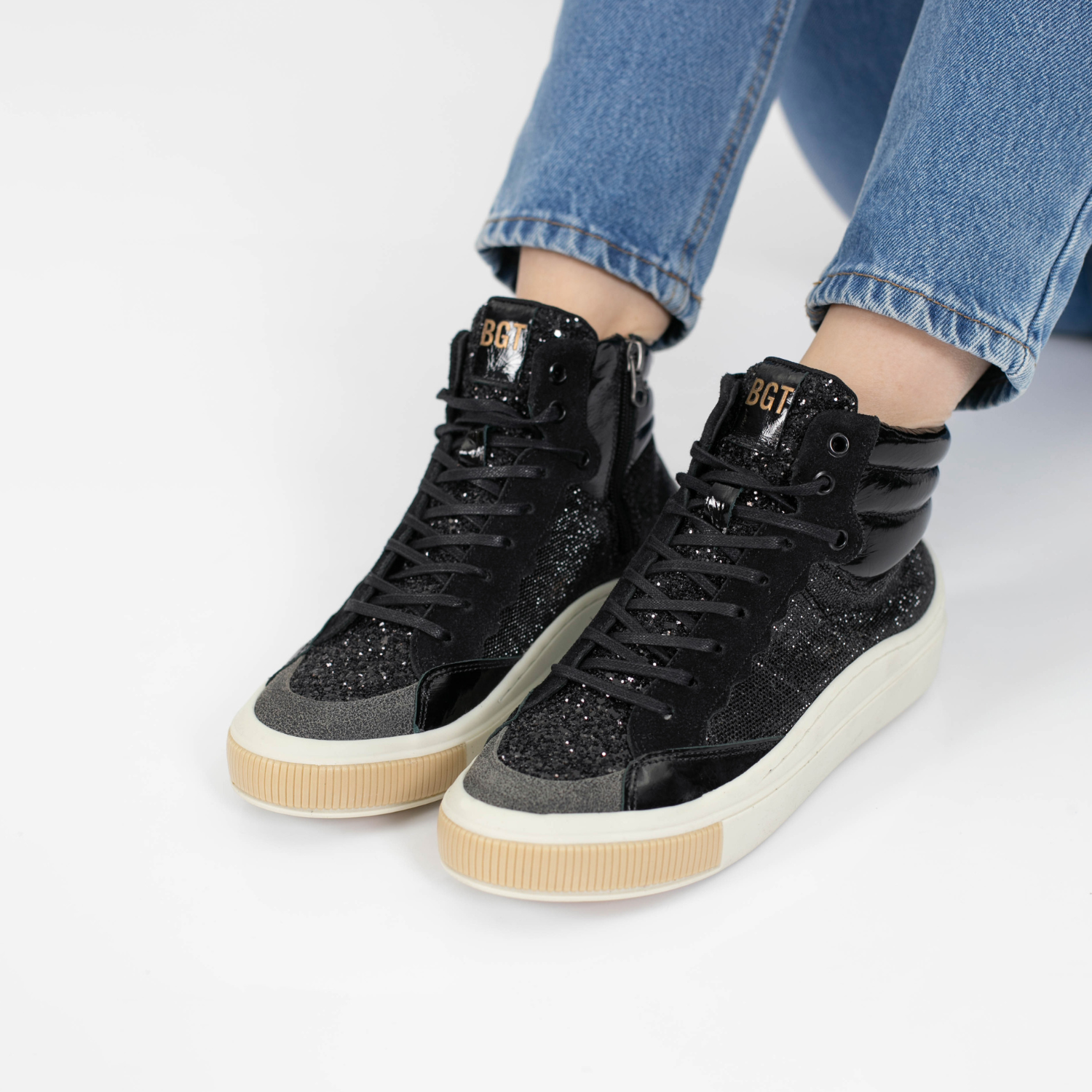 ZAPATILLA AVAN NEGRA